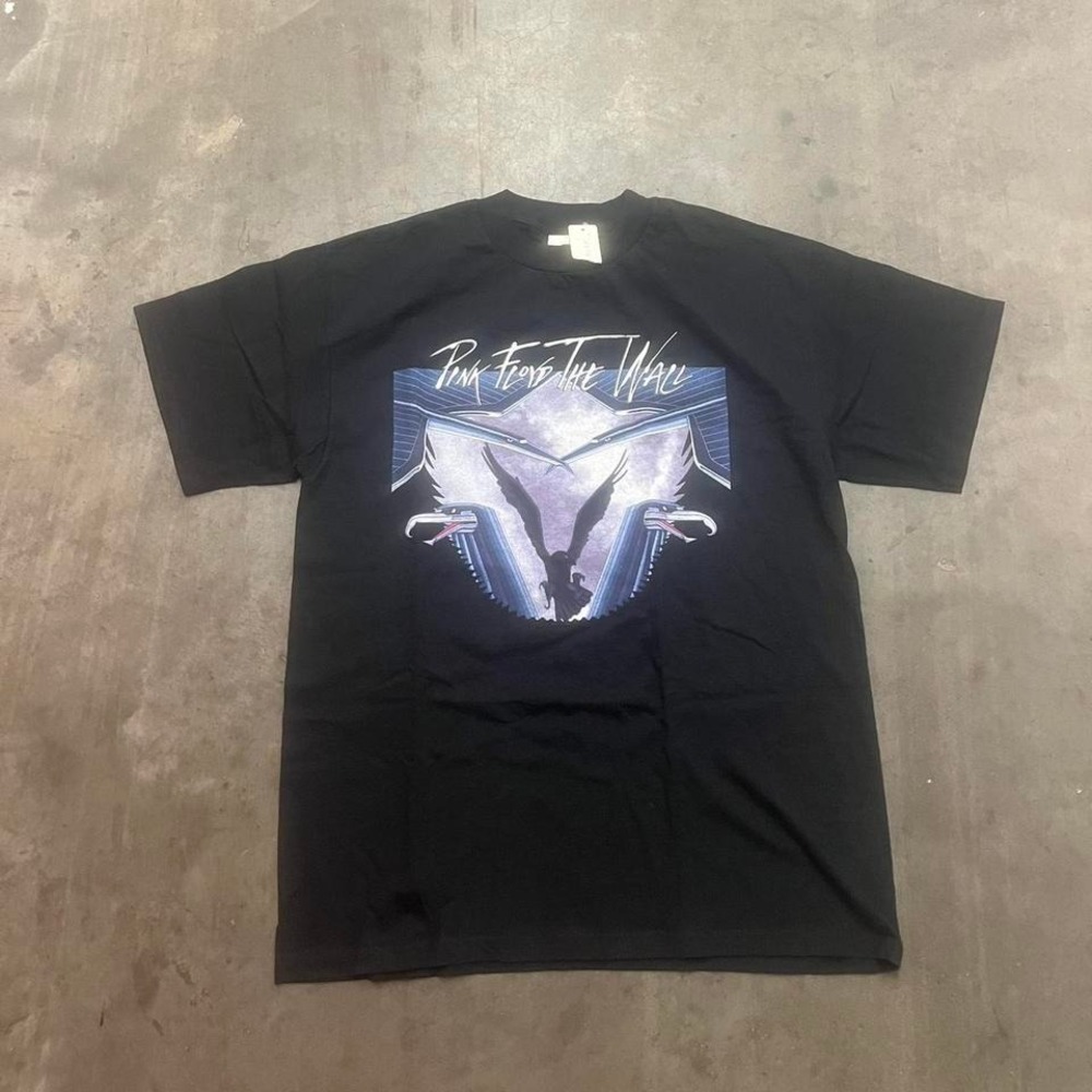 Vintage Y2K deadstock Pink Floyd the‎ wall front and back logo tee shirt